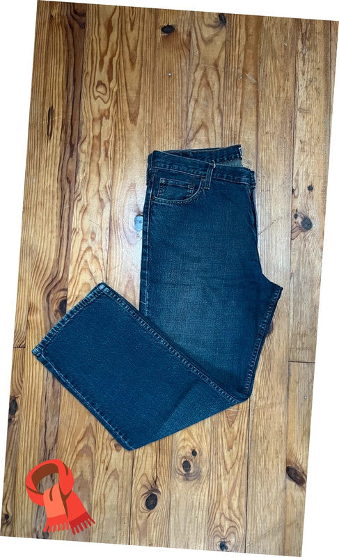 đź›’Jean Levi's Signature W36 L30đź›’