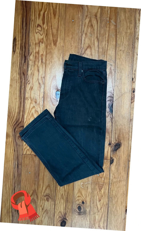 đź›’Jean Levi's 513 W30 L30đź›’