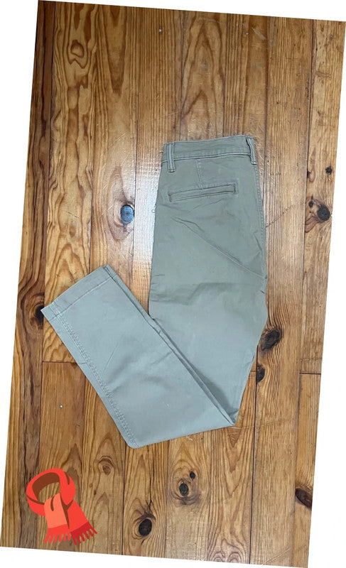 đź›’Jean Levi's Chino W29 L32đź›’