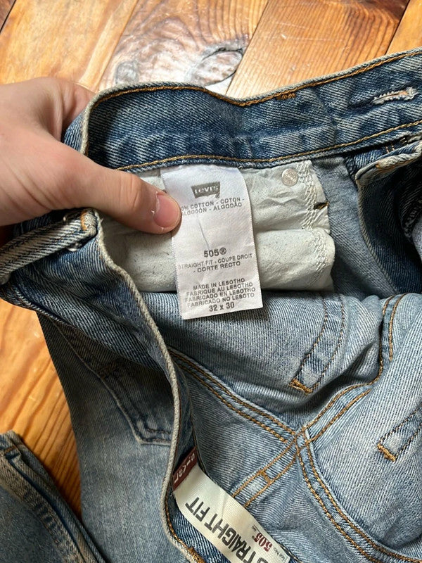 đź›’Jeans Levi's 505 W32 L30đź›’