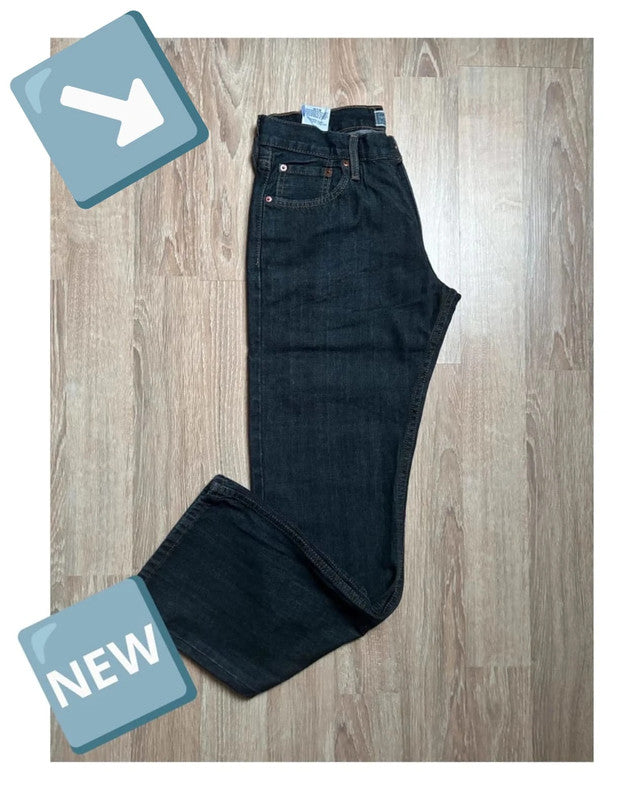 đź›’Jean Levi's W30 L32 đź›’