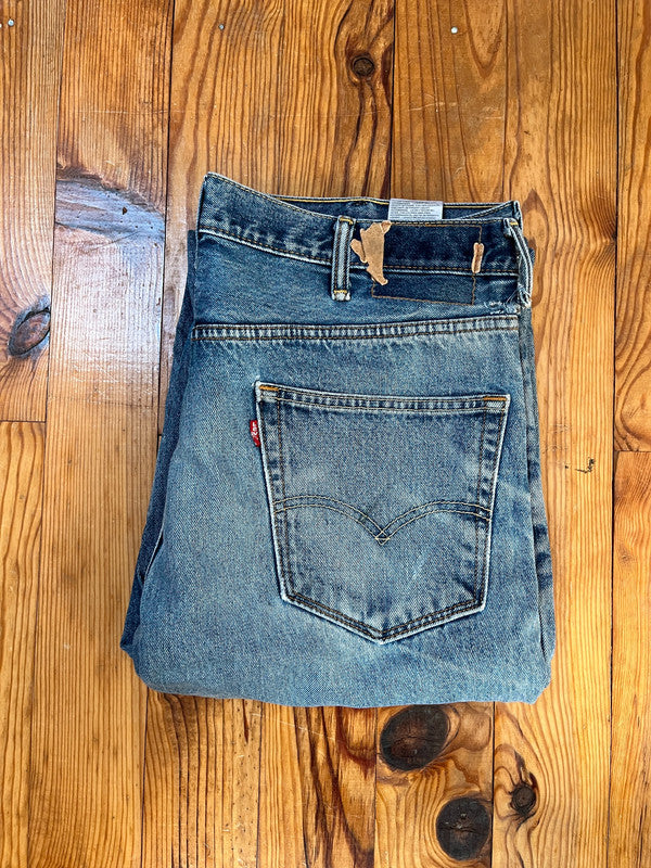 đź›’Jeans Levi's W38 L32đź›’