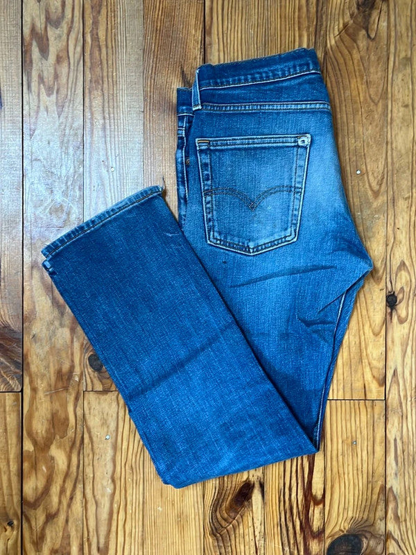 đź›’Jeans Levi's 513 W31 L32đź›’