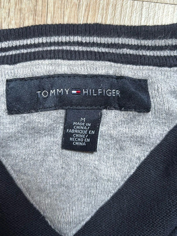 đź›’Pull Tommy Hilfiger Taille M đź›’