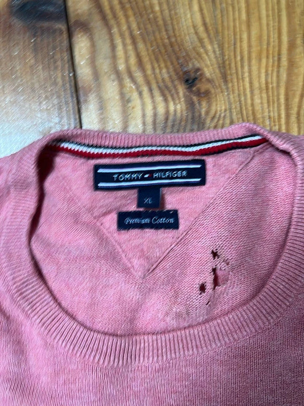 đź›’Pull Tommy Hilfiger Rose Taille XL đź›’