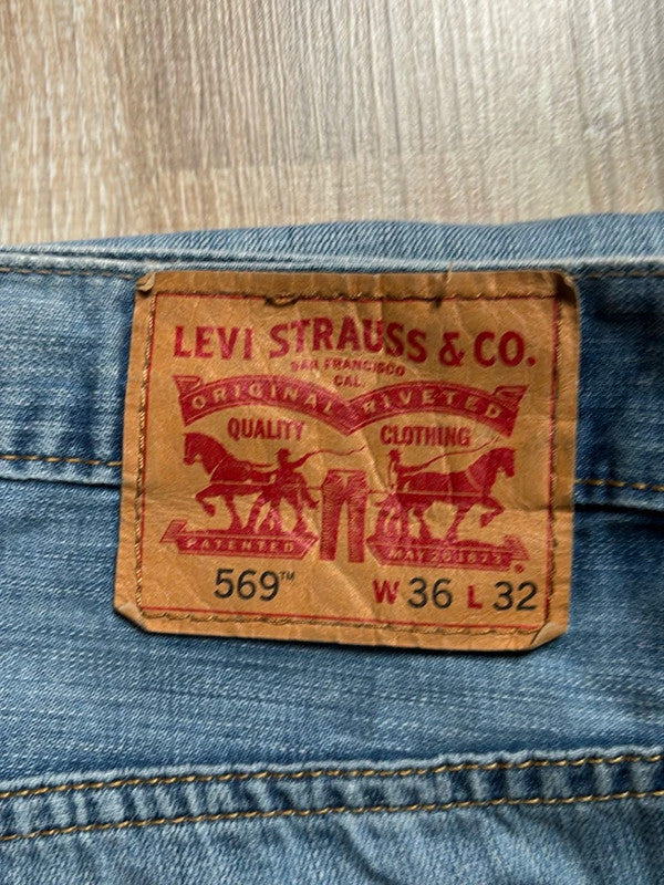 đź›’Jeans Levi's 569 W36 L32đź›’