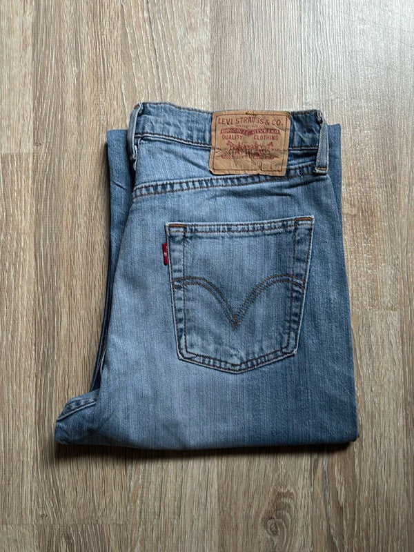 đź›’Jeans Levi's 751 W32 L30đź›’