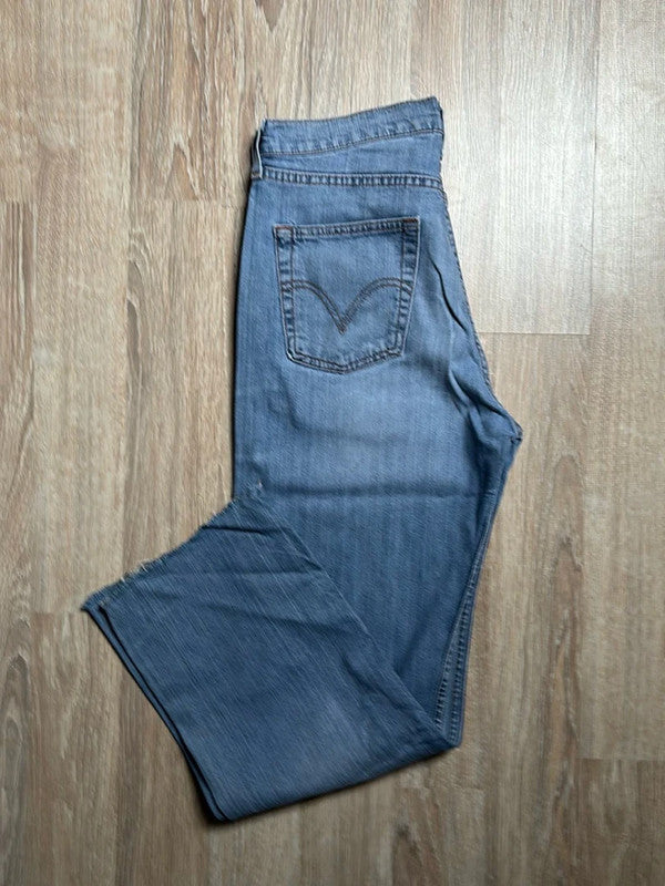 đź›’Jeans Levi's 751 W32 L30đź›’