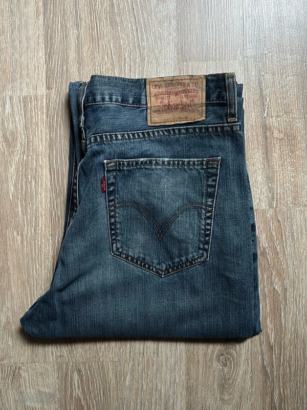 đź›’Jeans Levi's W35 L32đź›’