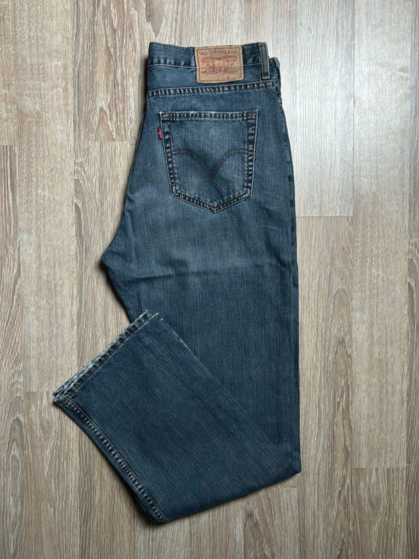 đź›’Jeans Levi's W35 L32đź›’