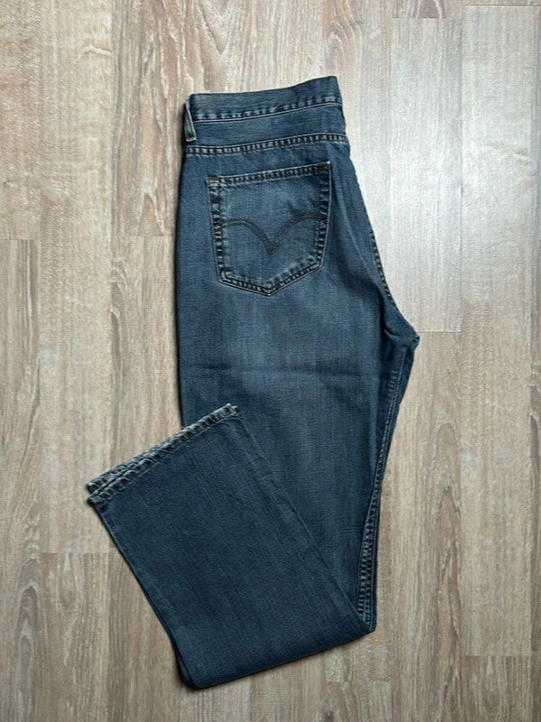 đź›’Jeans Levi's W35 L32đź›’