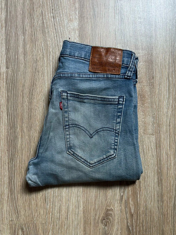 đź›’Jeans Levi's 512 W30 L32đź›’
