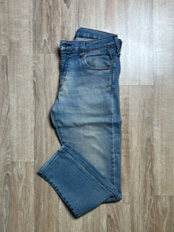đź›’Jeans Levi's 512 W30 L32đź›’
