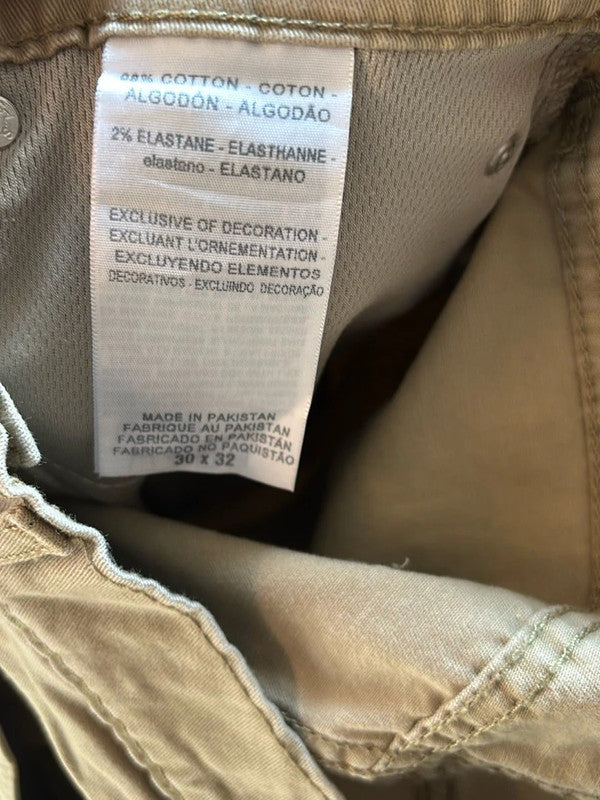 đź›’Jeans Levi's W30 L32đź›’