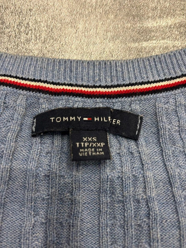 đź›’Pull Tommy Hilfiger bleu ciel taille XXSđź›’