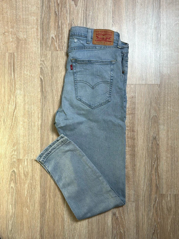 đź›’Jeans Levi's W38 L30đź›’
