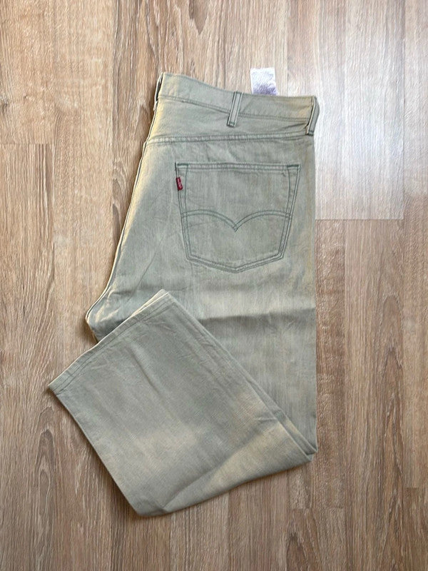đź›’Jeans Levi's W42 L32đź›’