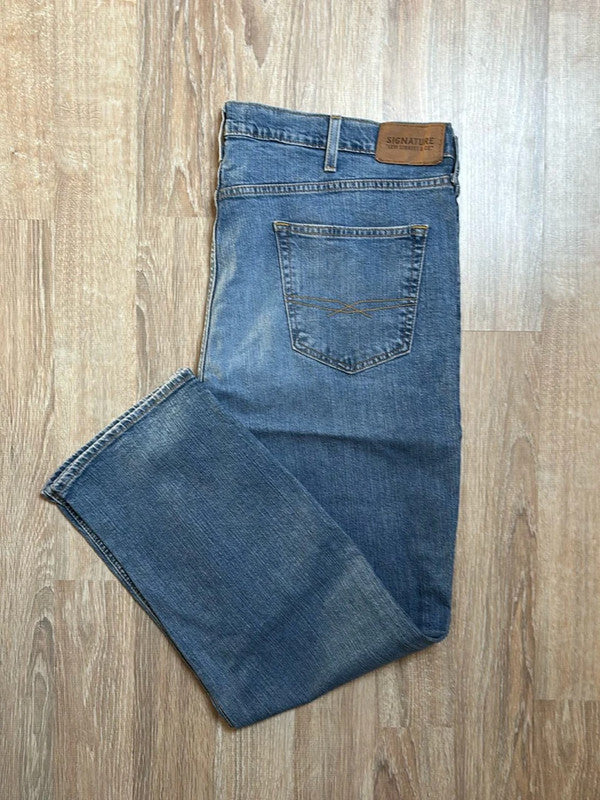 đź›’Jeans Levi's W42 L30đź›’