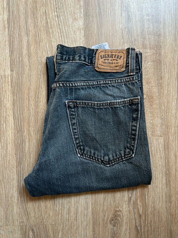 đź›’Jeans Levi's W32 L32đź›’