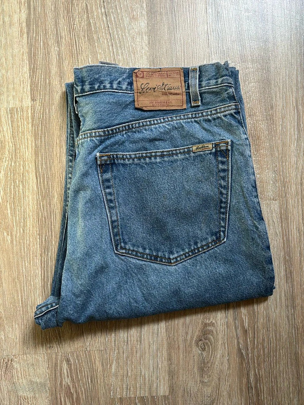 đź›’Jeans Levi's W40 L30đź›’