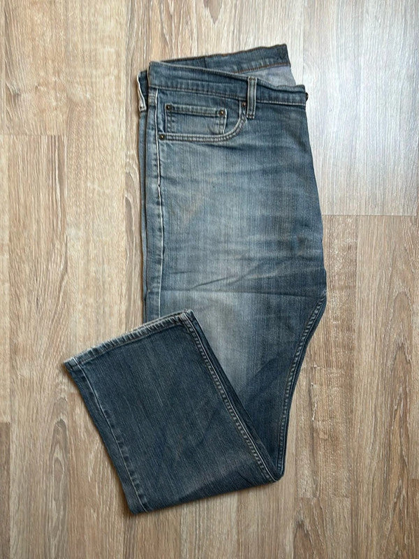 đź›’Jeans Levi's W38 L30đź›’