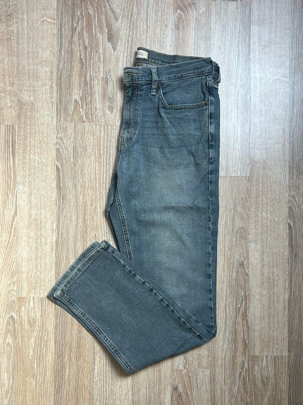 đź›’Jeans Levi's W32 L32đź›’