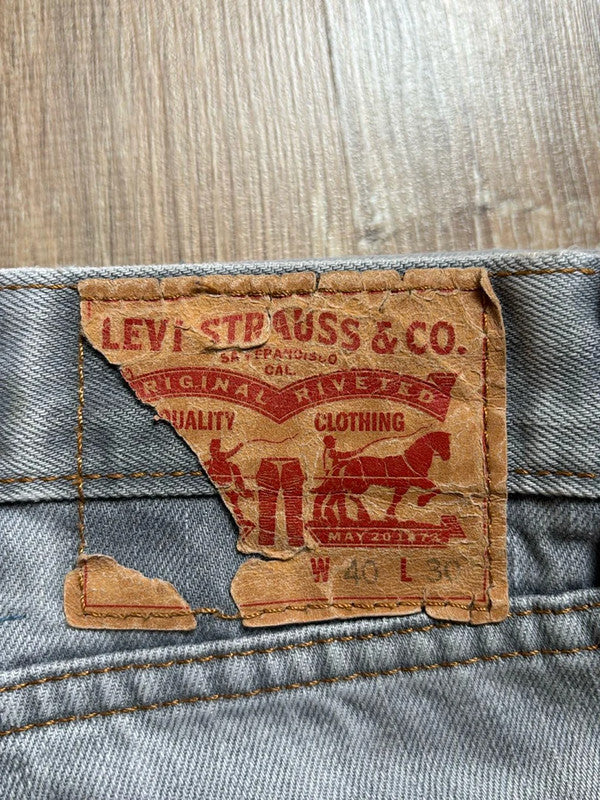 đź›’Jeans Levi's W40 L30đź›’