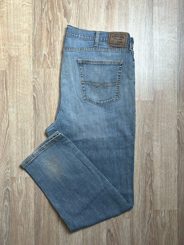 đź›’Jeans Levi's W42 L32đź›’