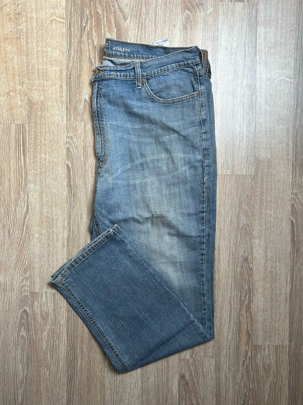 đź›’Jeans Levi's W42 L32đź›’