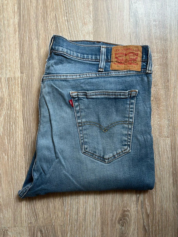 đź›’Jeans Levi's 541 W42 L32đź›’