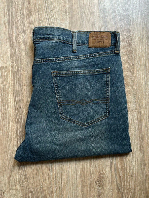 đź›’Jeans Levi's W42 L32đź›’