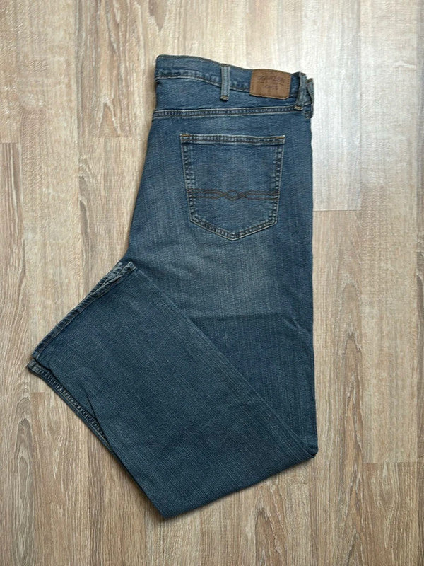 đź›’Jeans Levi's W42 L32đź›’