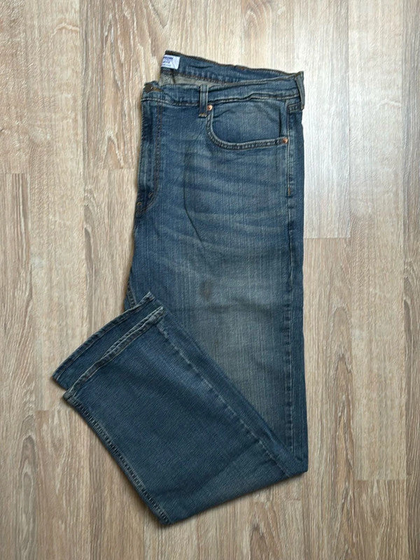 đź›’Jeans Levi's W42 L32đź›’