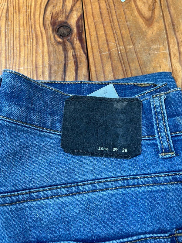 đź›’Jeans Levi's W29 L29đź›’