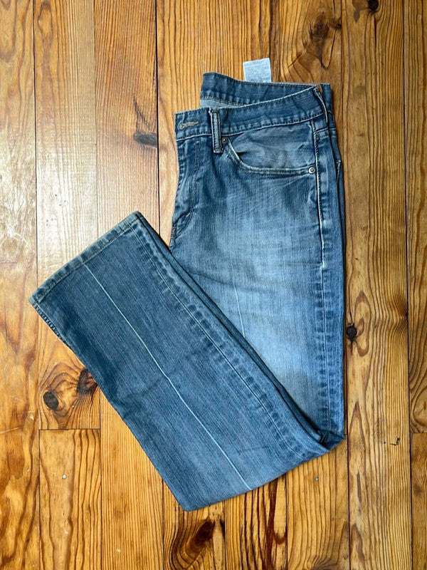 đź›’Jeans Levi's W32 L30đź›’