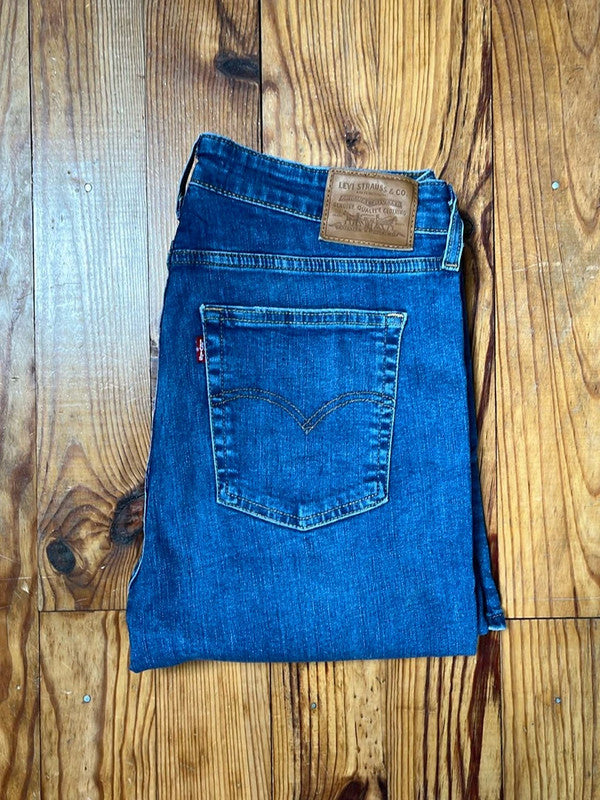 đź›’Jeans Levi's W33 L32đź›’