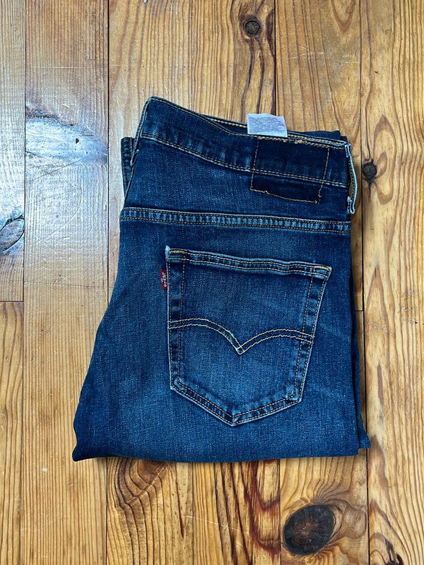 đź›’Jeans Levi's W34 L30đź›’