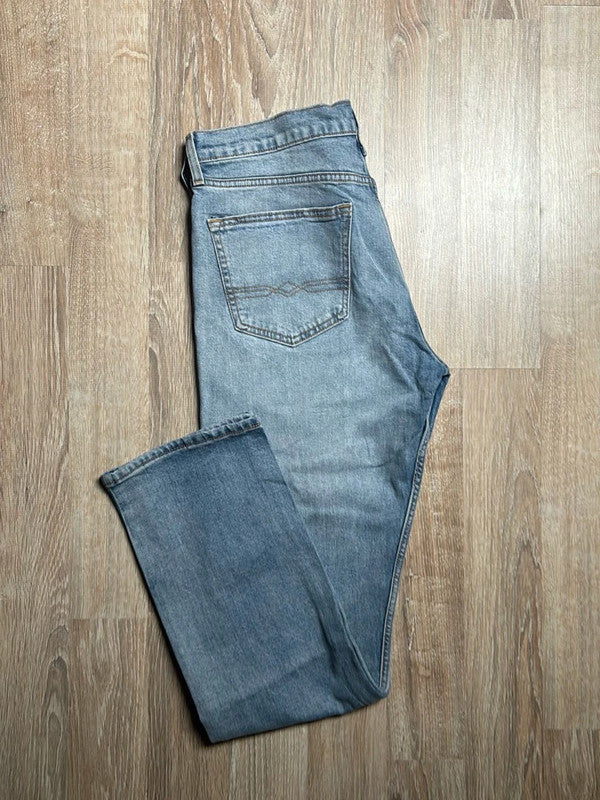 đź›’Jeans Levi's W33 L32đź›’