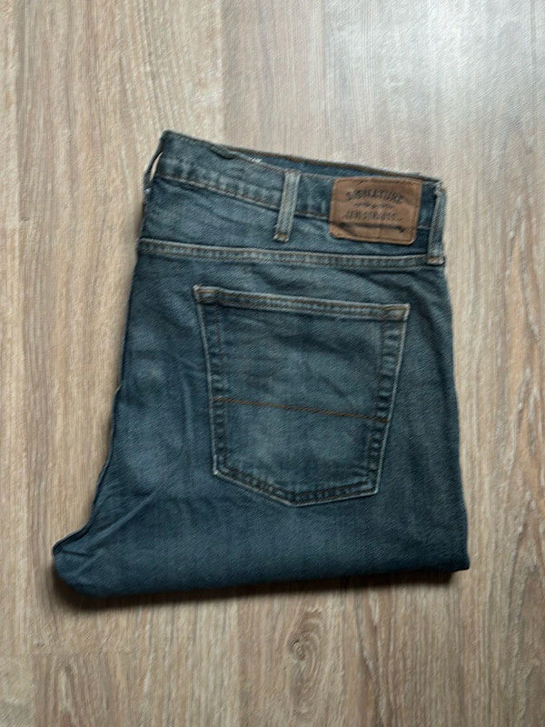 đź›’Jeans Levi's W42 L32đź›’