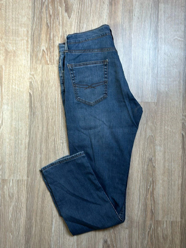 đź›’Jeans Levi's W30 L30đź›’