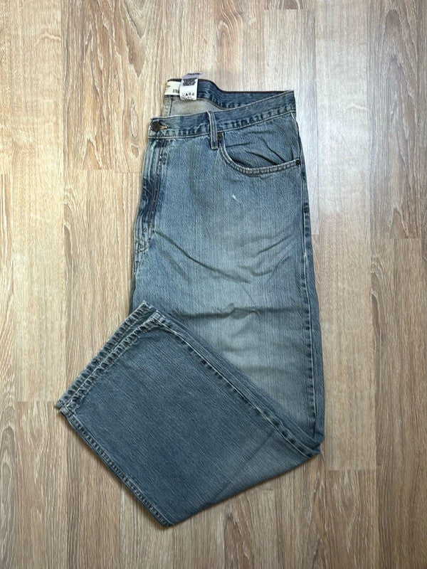 đź›’Jeans Levi's W42 L30đź›’