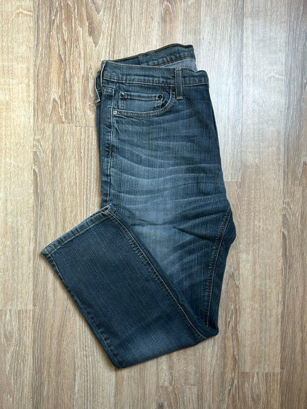 đź›’Jeans Levi's W38 L30đź›’