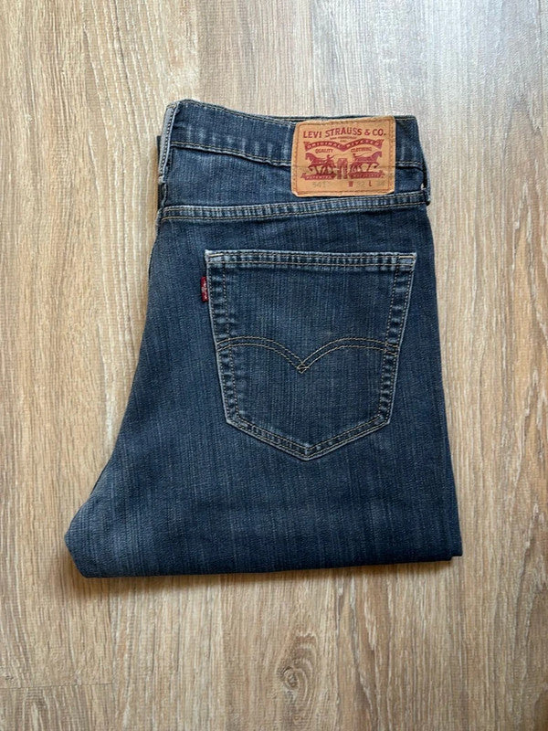 đź›’Jeans Levi's 541 W32 L34đź›’