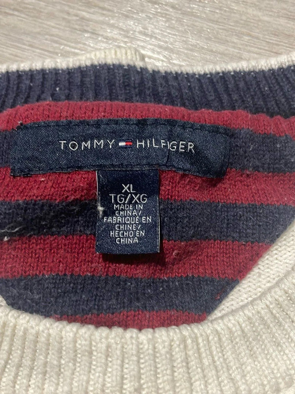 đź›’Pull Tommy Hilfiger Taille XLđź›’