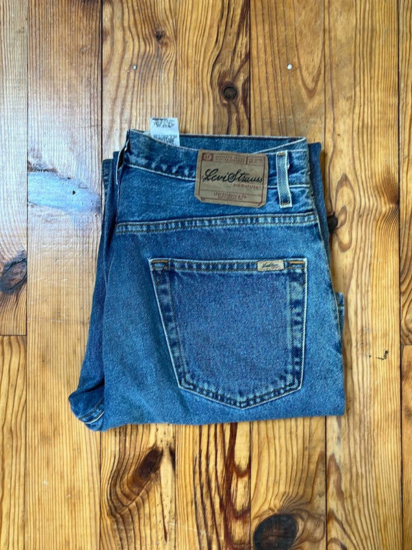 đź›’Jeans Levi's W34 L32đź›’