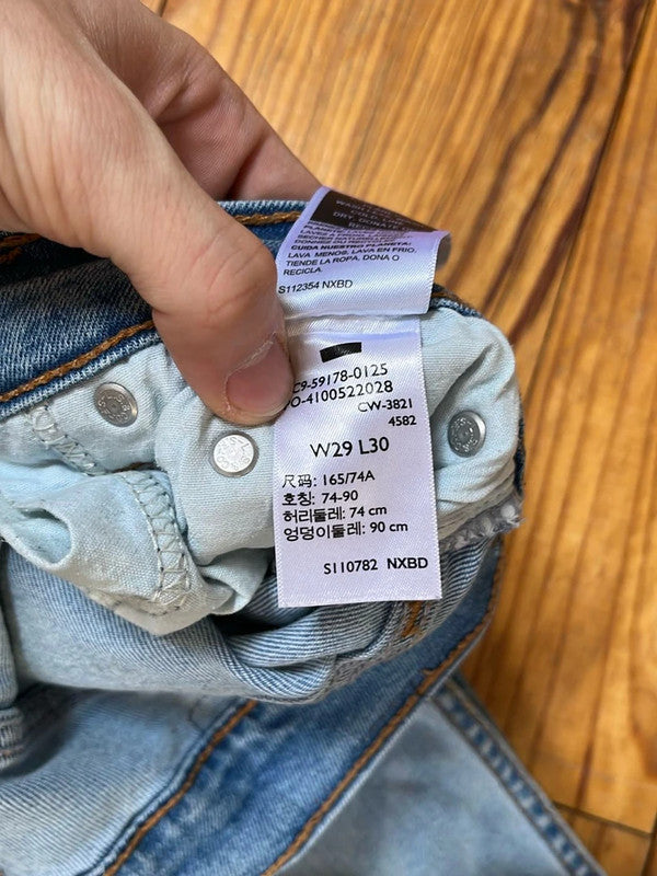 đź›’Jeans Levi's W29 L30đź›’