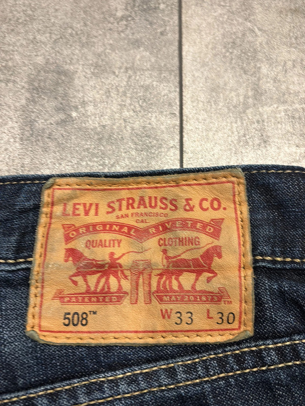 đź›’Short en jean Levi's 508 W33đź›’