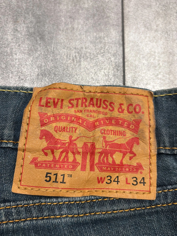 đź›’Short Levi's 511 W34đź›’