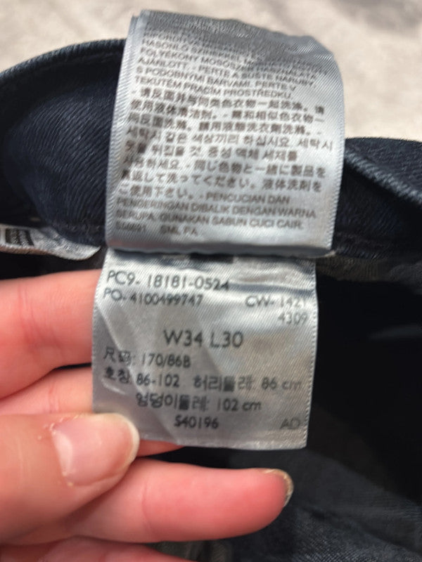 đź›’Short en jean Levi's W34 đź›’