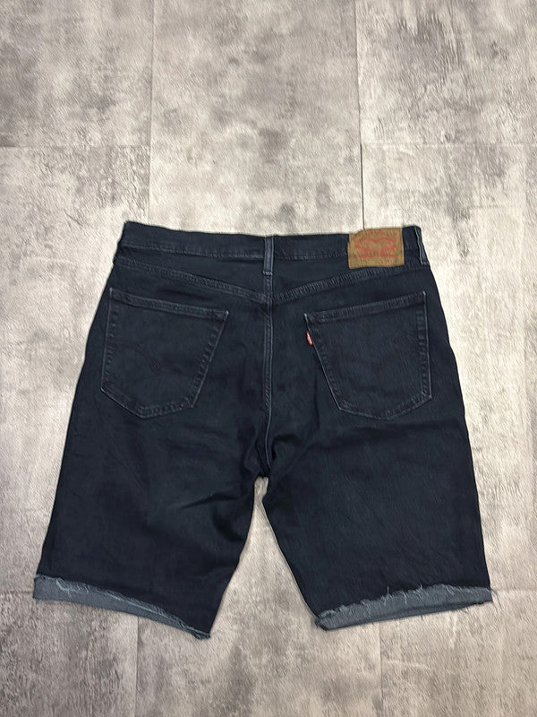 đź›’Short en jean Levi's W34 đź›’
